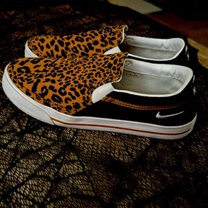 Pair of Women’s Nike Court Legacy Leopard Print Slip Ons Size 7. Lightly Worn.